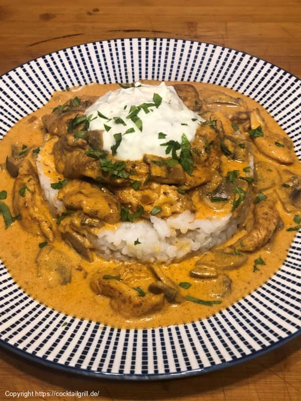 Chicken Gyros Spezial mit Reis und Tzatziki