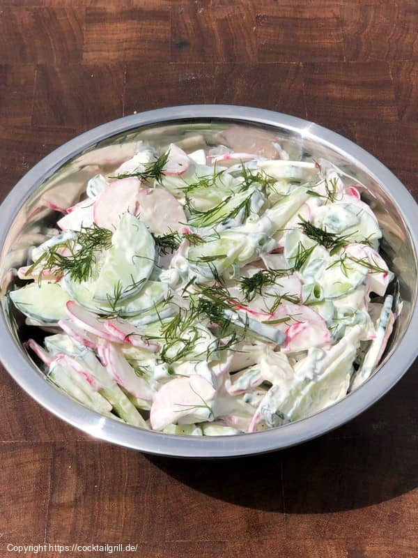 Gurken-Radieschen-Salat