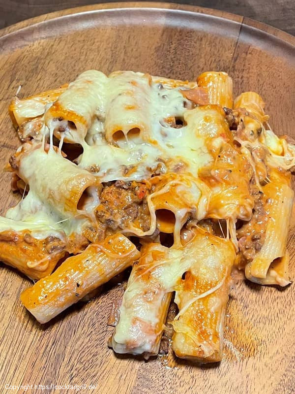 Rigatoni Mamma Mia mit Käse überbacken