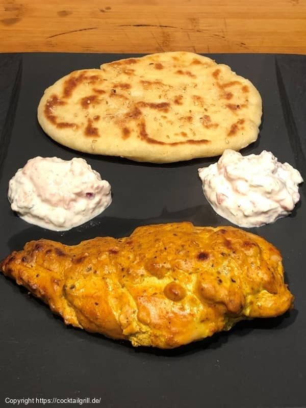 Chicken Tandoori mit Naan und Dip