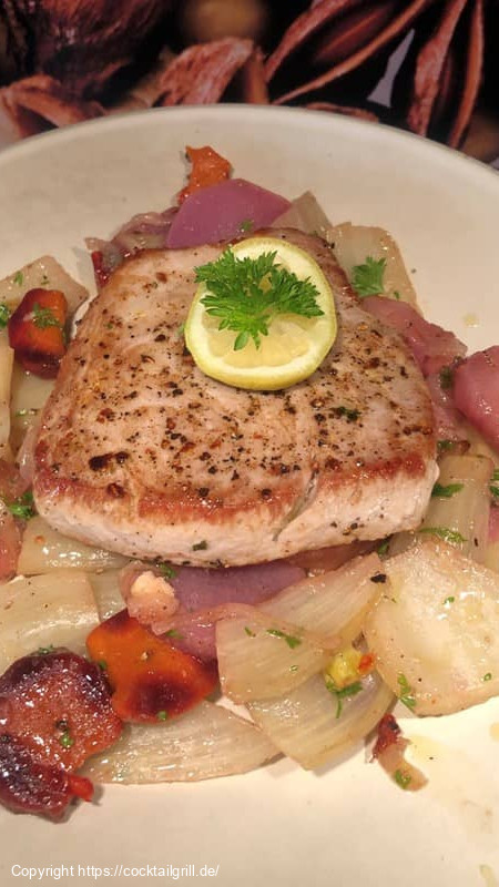 Thunfisch auf Fenchelgemüse