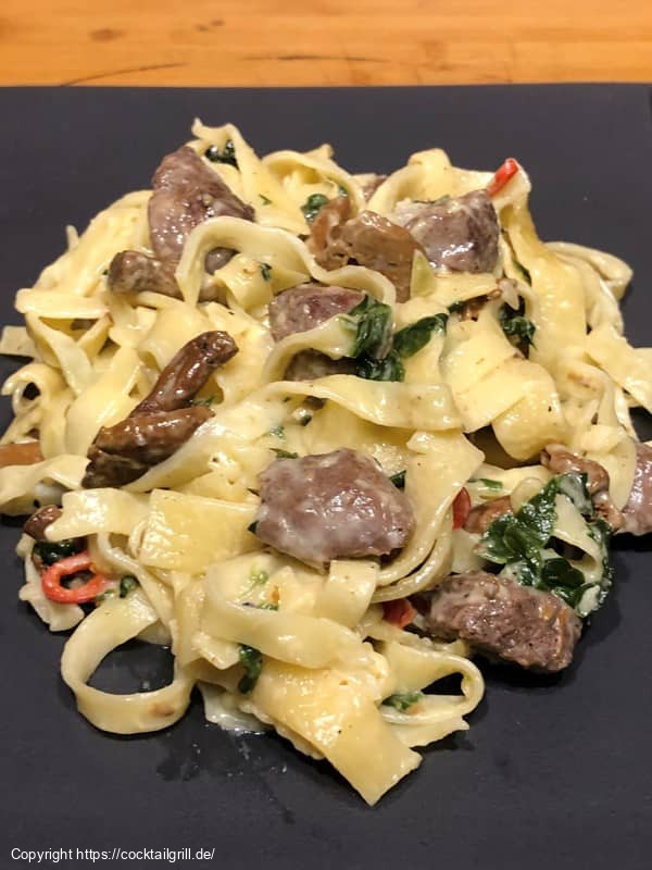 Rinderfiletspitzen mit Pasta
